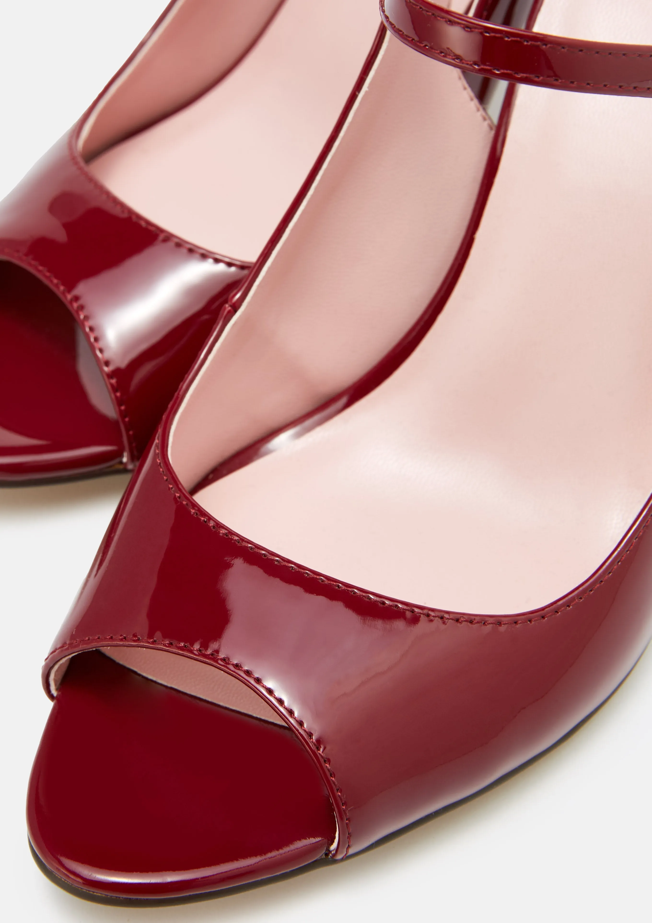 Abbot High Heels - Dark Red