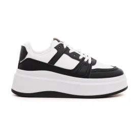 Women Black Casual Sneaker AT7230