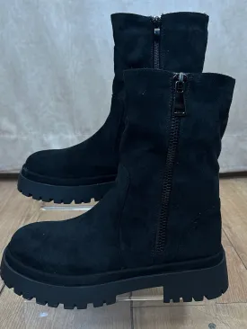 Zoe Zip Boots