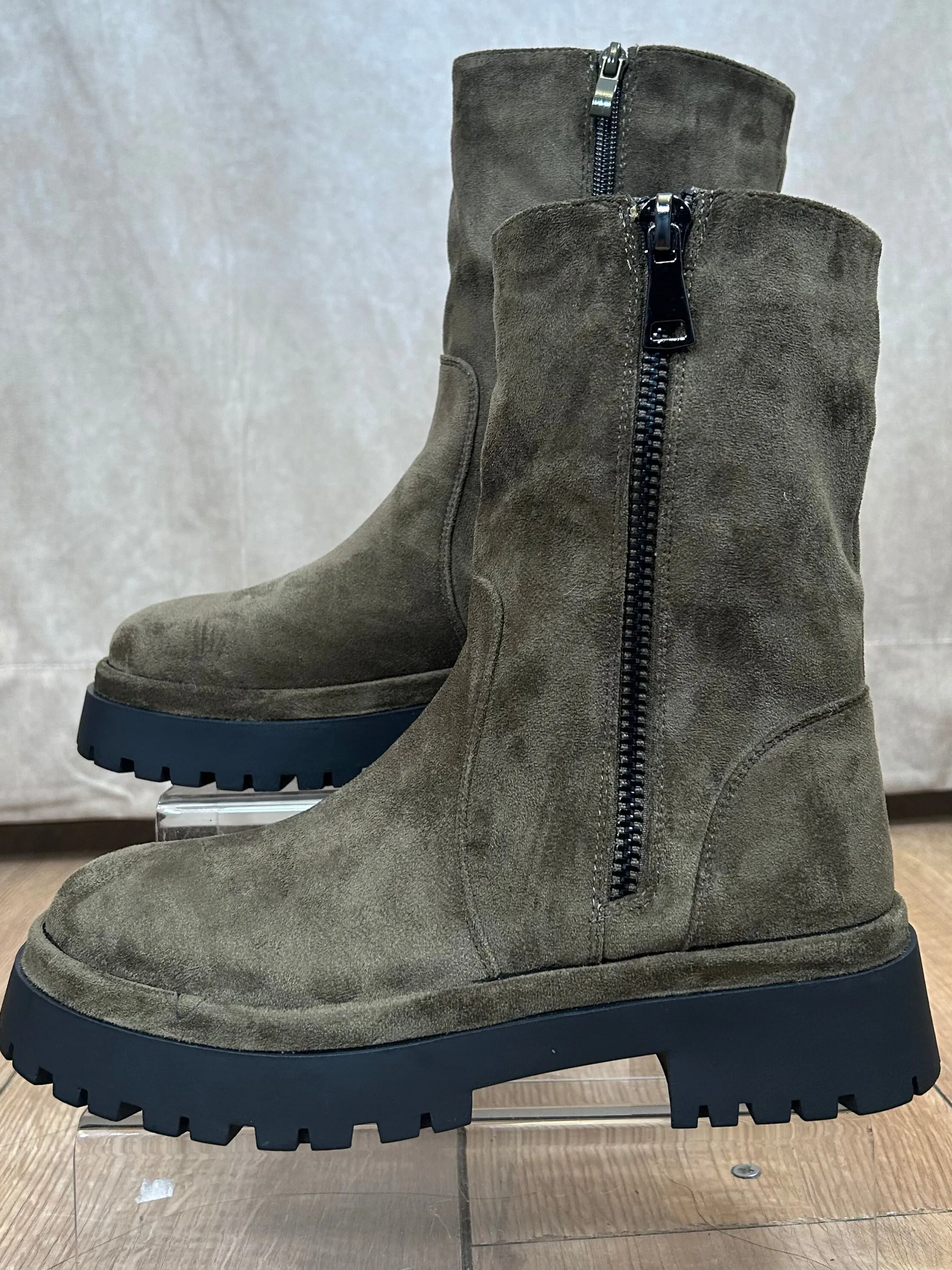 Zoe Zip Boots